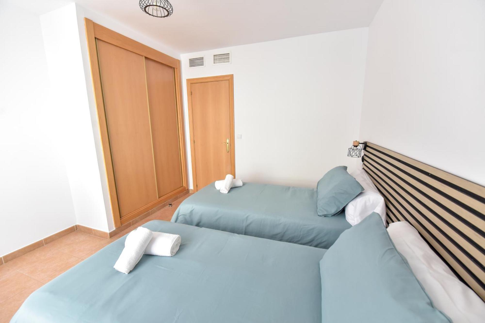 New Premium Apartment - Free Parking & Pools La Algaba Ngoại thất bức ảnh